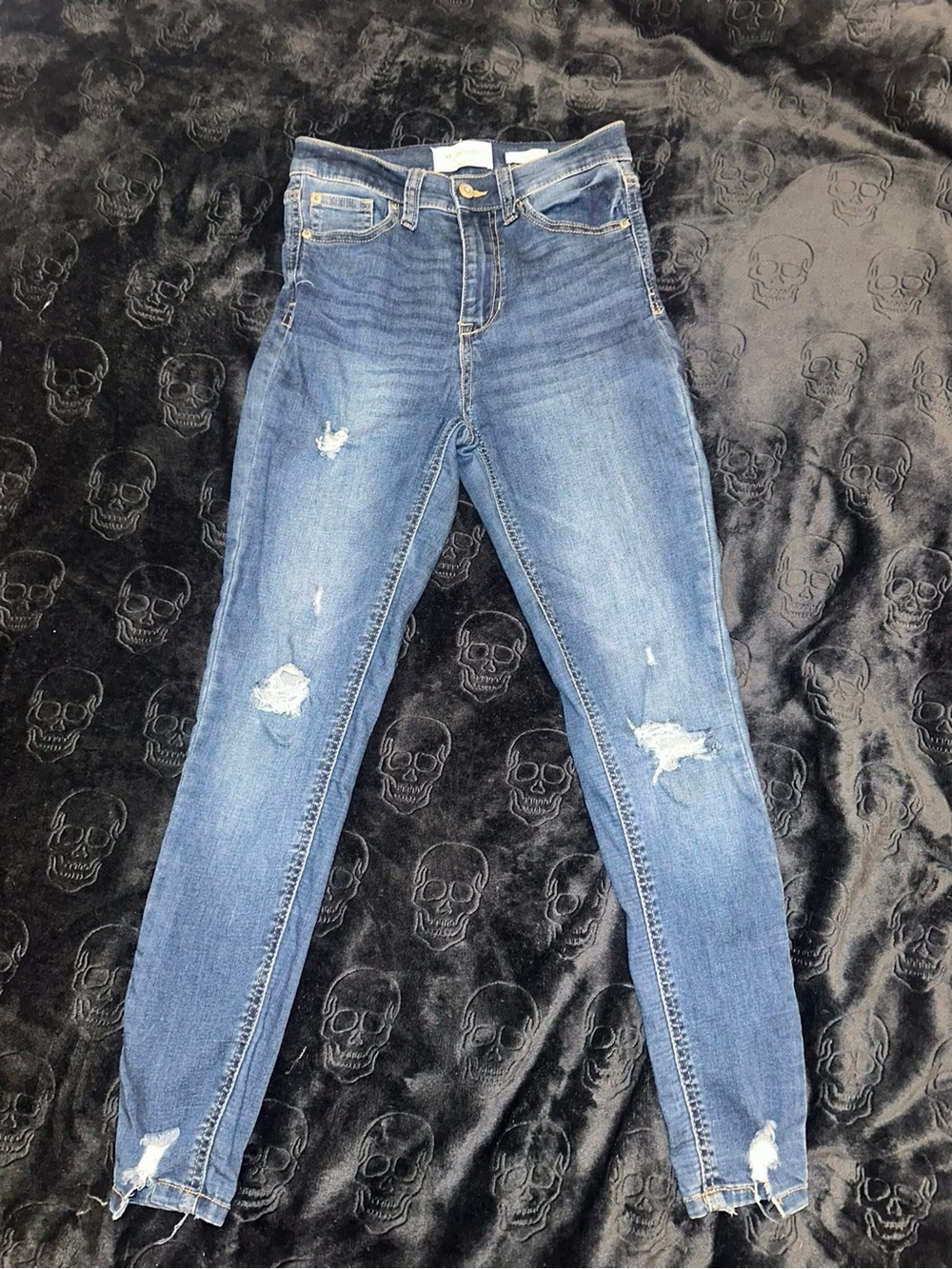 Distressed Skinny Jeans
